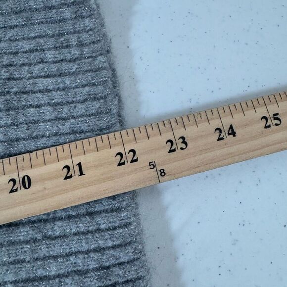 Ann Taylor Women’s Grey Stretch Sweater Size XS Acrylic Blend Winter Essential - Picture 7 of 8